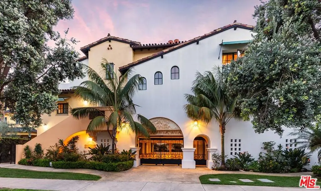 Residential Lease for rent at 211 Bath Street, Santa Barbara, Santa Barbara County, CA featuring 3 beds and 3 baths