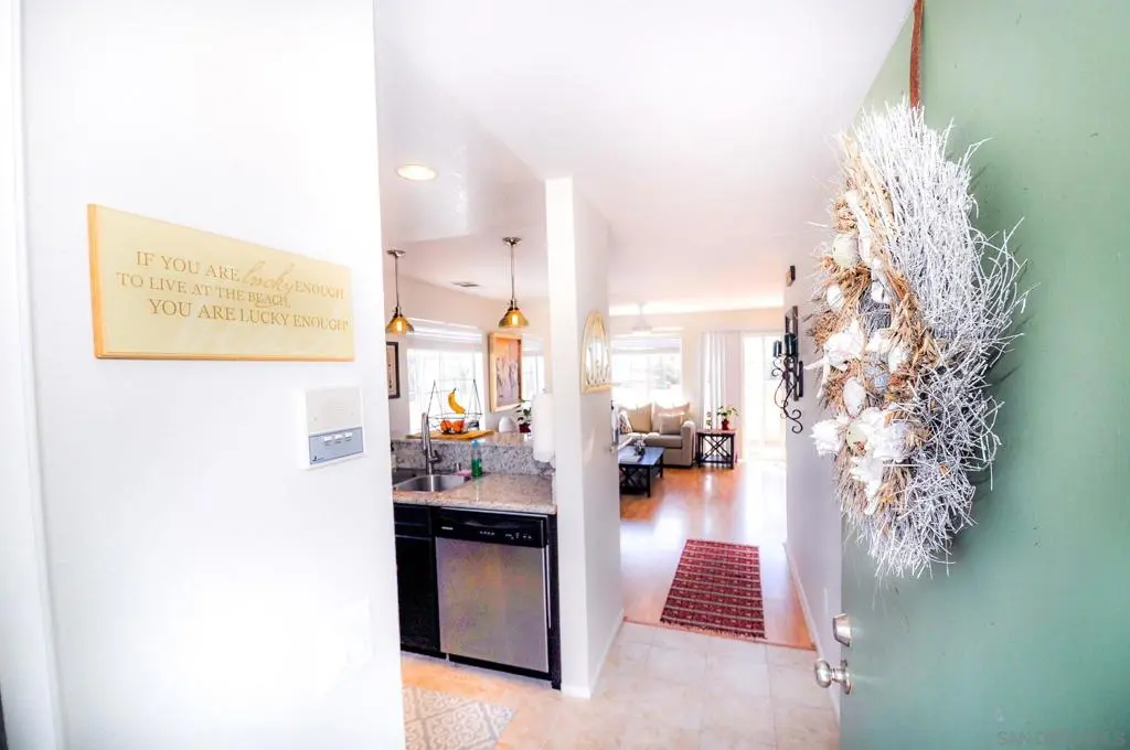 Single Family Residence for rent at 207 Elkwood 14, Imperial Beach, CA featuring 3 beds and 2 baths