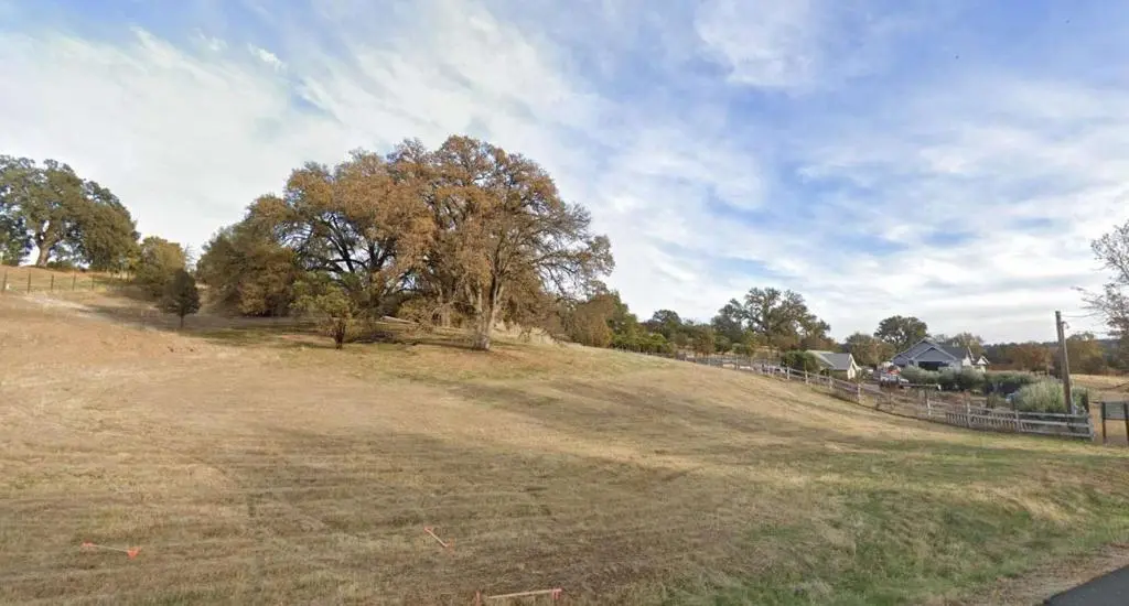 2612 Shasta Road, Clearlake Oaks, CA — listing photo 1