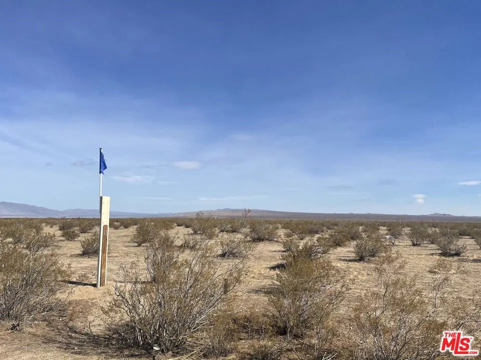 0 GoldenHead, California City, CA — listing photo 1