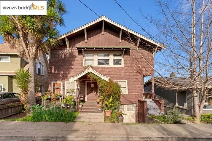 Duplex for sale at 3537 Kempton Wy, Oakland, CA