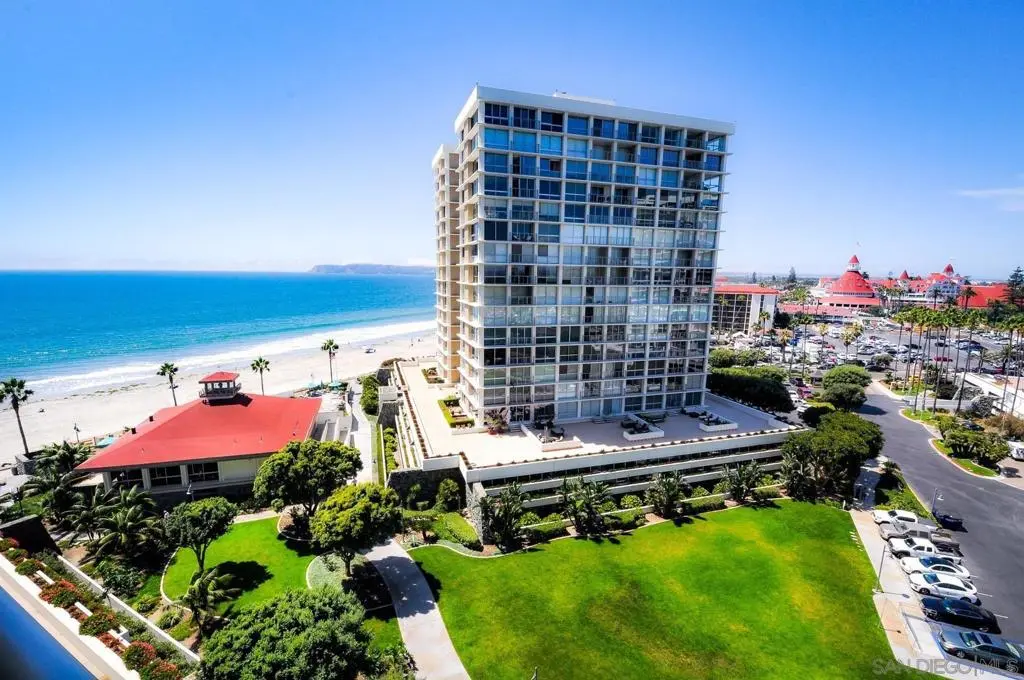 Single Family Residence for rent at 1730 Avenida Del Mundo 805, Coronado, CA featuring 1 bed and 1 bath