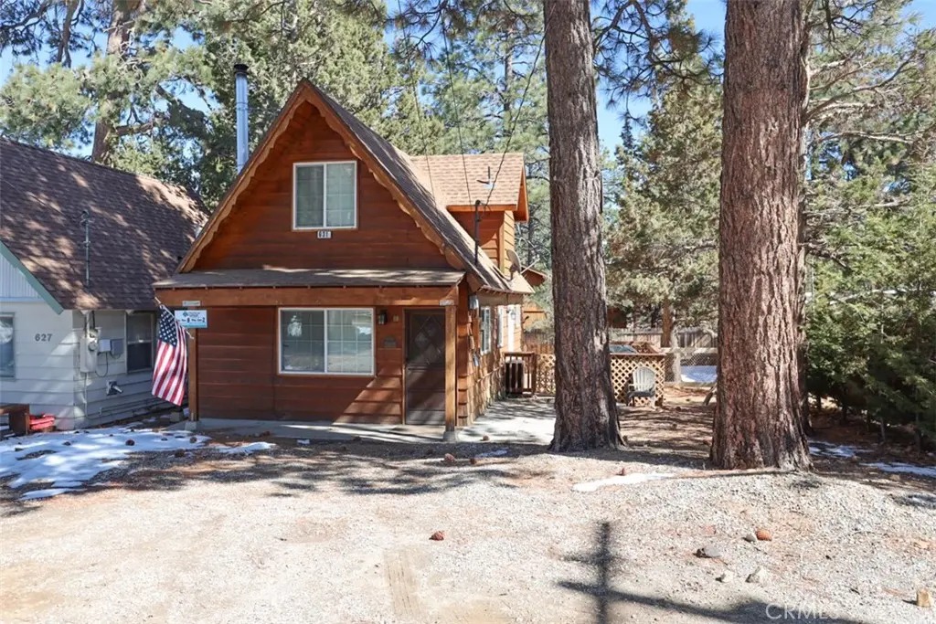 631 Los Angeles Avenue, Sugarloaf, CA — listing photo 1