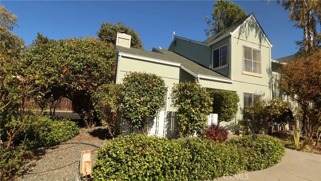 110 Marina Dr N, Lakeport, CA — listing photo 1