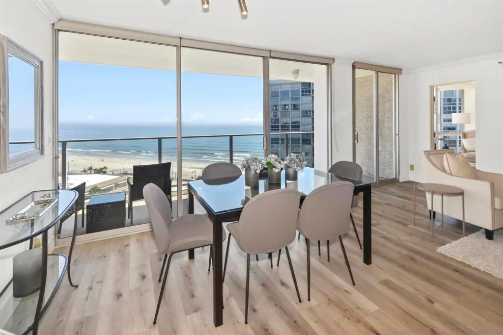 Single Family Residence for rent at 1820 Avenida Del Mundo 1003, Coronado, CA featuring 2 beds and 2 baths