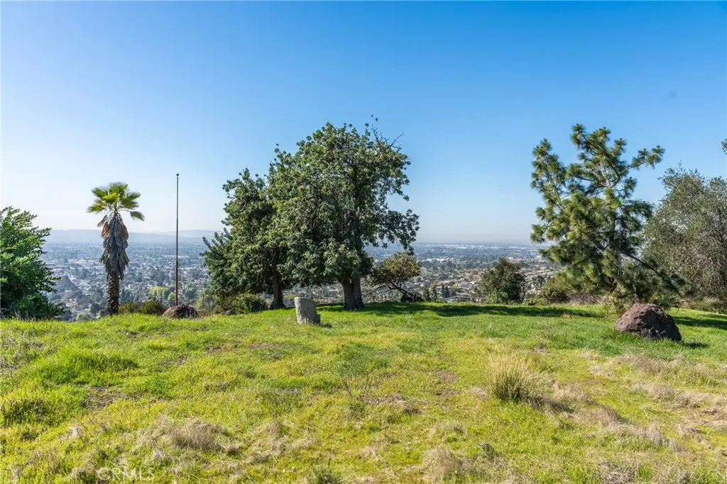 1018 N Glendora Avenue, Glendora, CA — listing photo 1