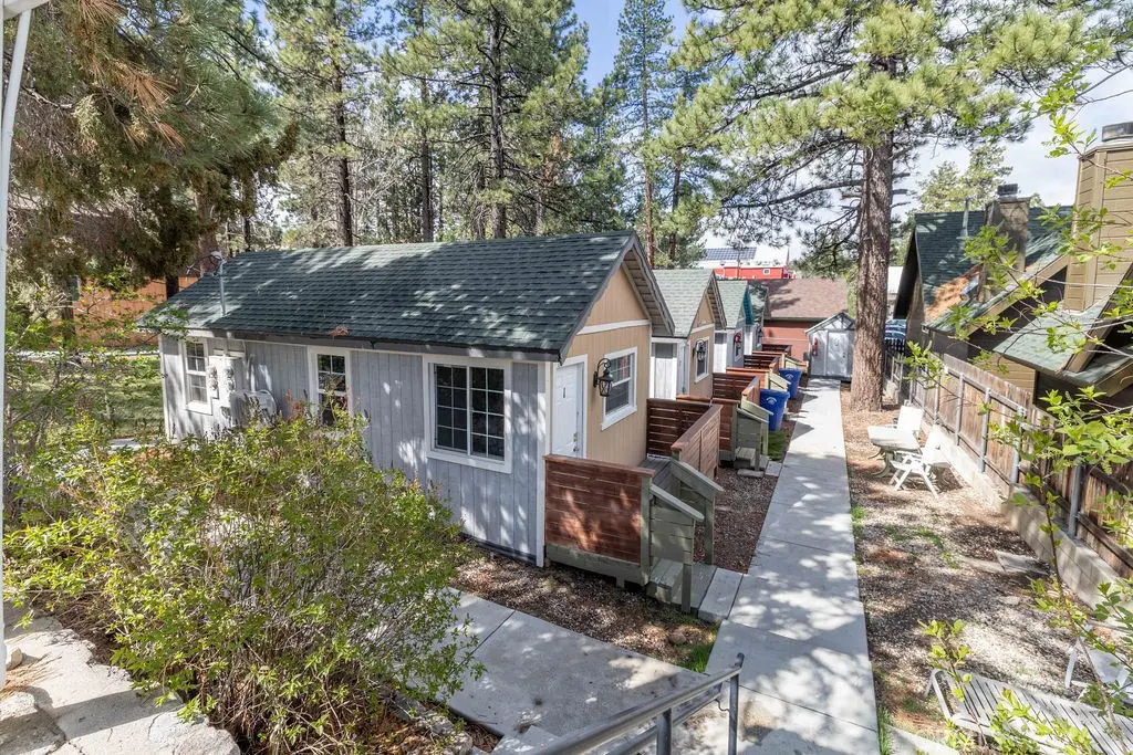 528 Cottage Lane, Big Bear Lake, CA — listing photo 1