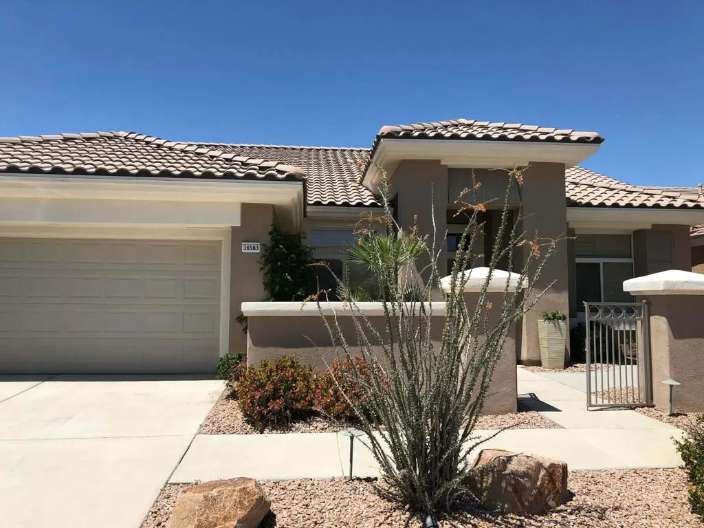 Residential Lease for rent at 36583 Fan Palm Way, Palm Desert, Riverside County, CA featuring 3 beds and 2 baths