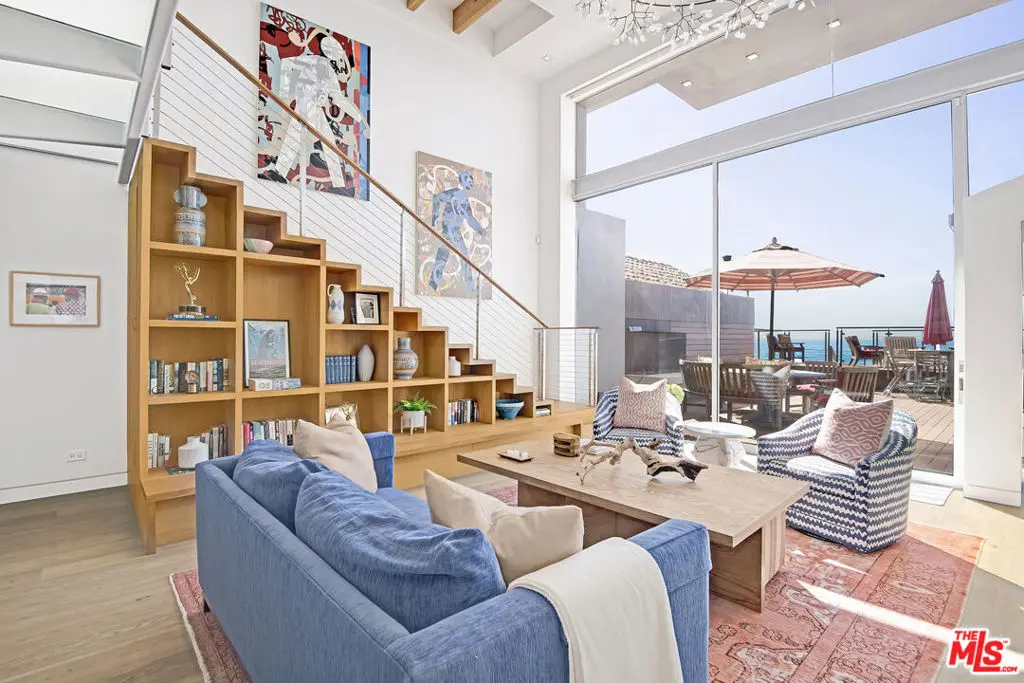 Residential Lease for rent at 23536 MALIBU COLONY Road, Malibu, Los Angeles County, CA featuring 5 beds and 5 baths
