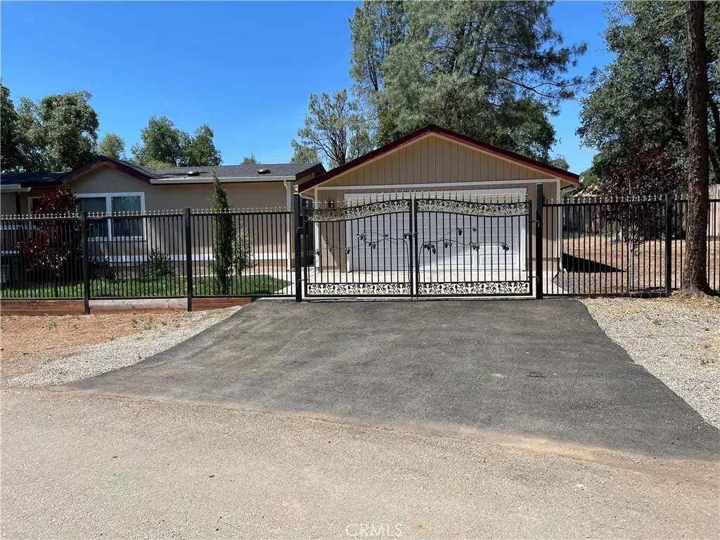 6181 Manzanita Avenue, Clearlake, CA — listing photo 1