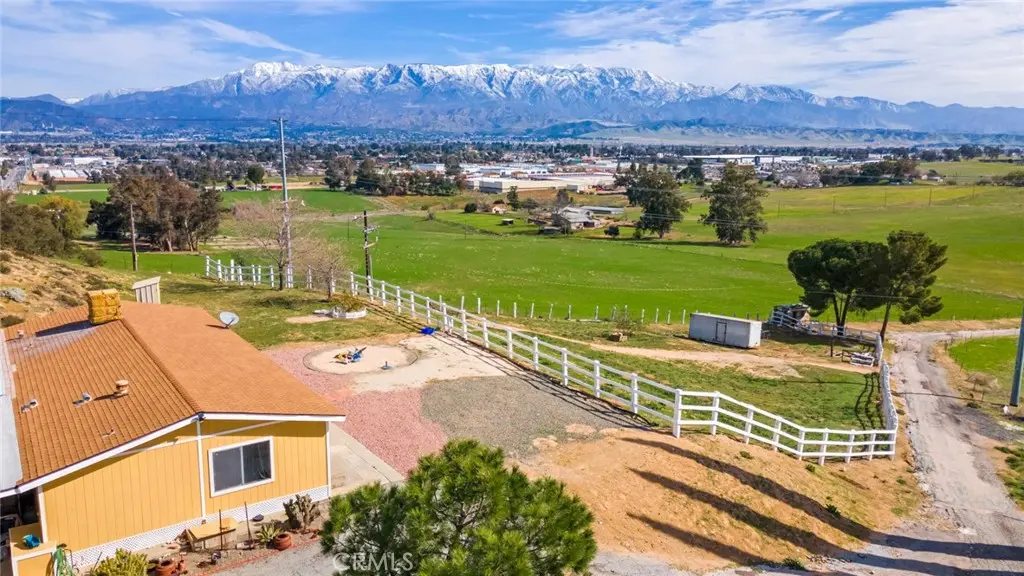 14250 Howe Place, Beaumont, CA — listing photo 1