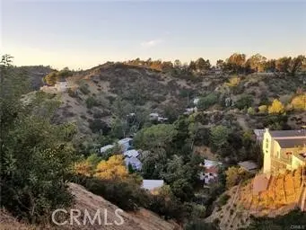 2537 Woodstock Road, Los Angeles, CA — listing photo 1