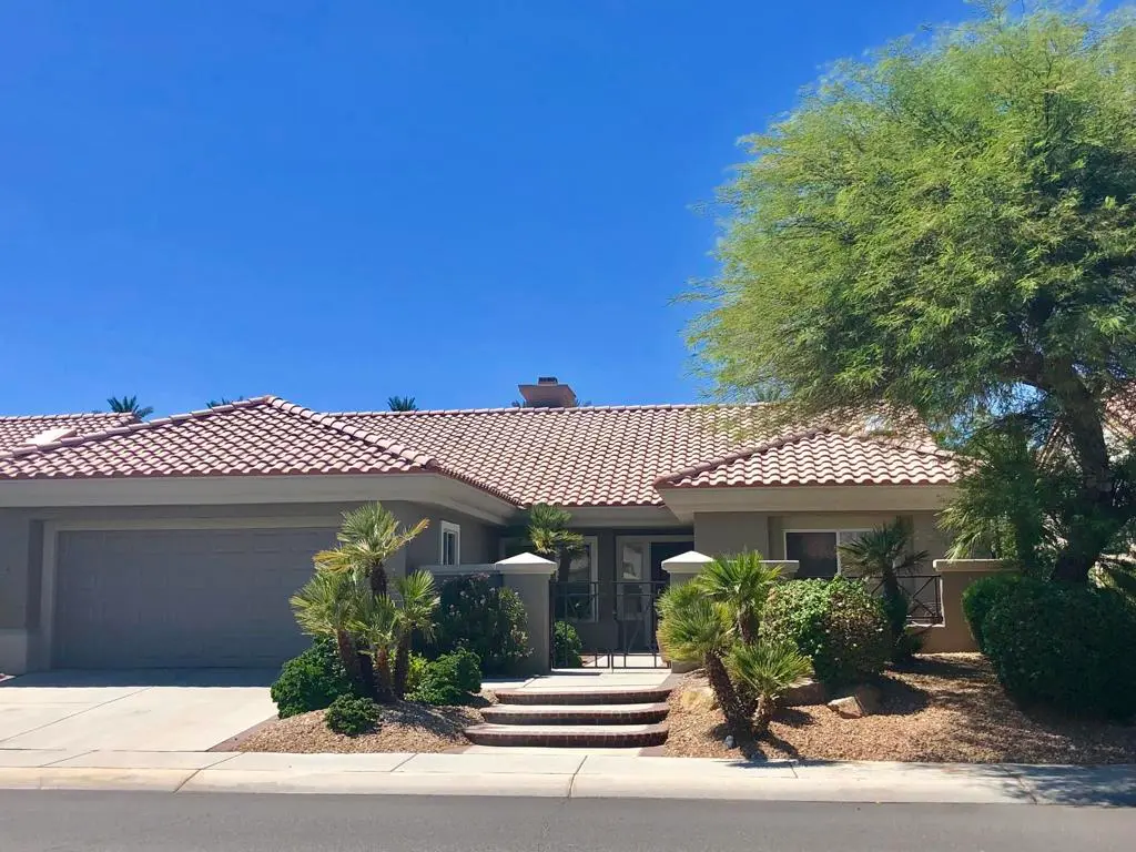 Residential Lease for rent at 38071 Brandywine Avenue, Palm Desert, Riverside County, CA featuring 2 beds and 2 baths