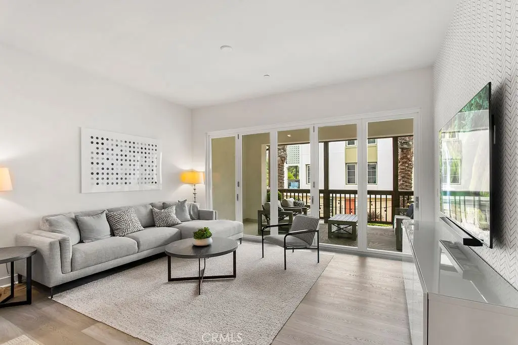 Townhouse for rent at 3440 Doheny Way, Dana Point, CA featuring 3 beds and 3 baths