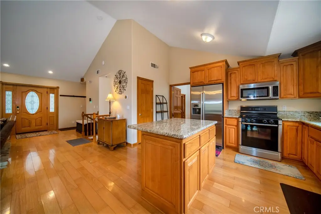 27391 Cottonwood Lane, Lake Arrowhead, CA — listing photo 1