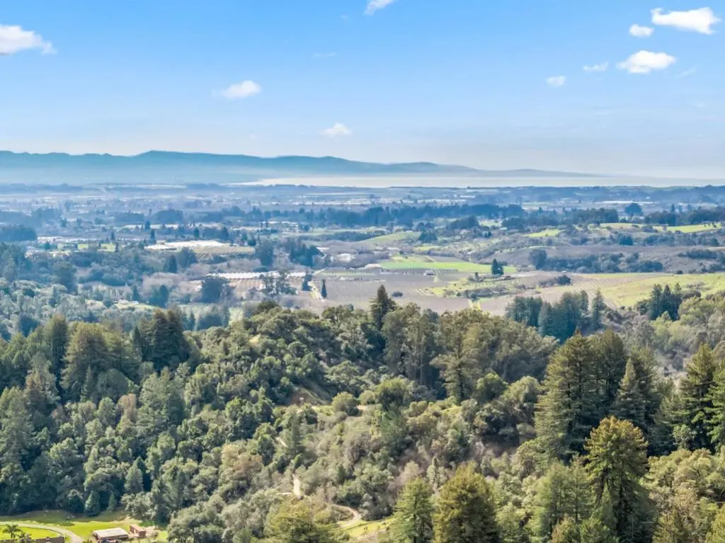 530 Apple Valley Lane, Watsonville, CA — listing photo 1