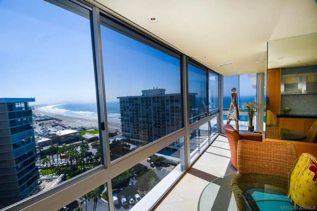 Residential Lease for rent at 1810 Avenida Del Mundo 1609, Coronado, San Diego County, CA featuring 2 beds and 2 baths