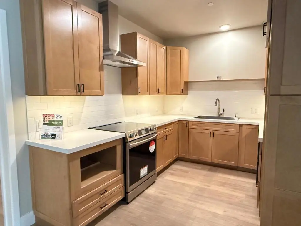 Condominium for sale at 400 San Benito Street 308, Hollister, CA featuring 1 bed and 1 bath