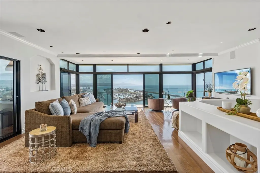 Condominium for rent at 34403 Green Lantern Street 2, Dana Point, CA featuring 4 beds and 3 baths