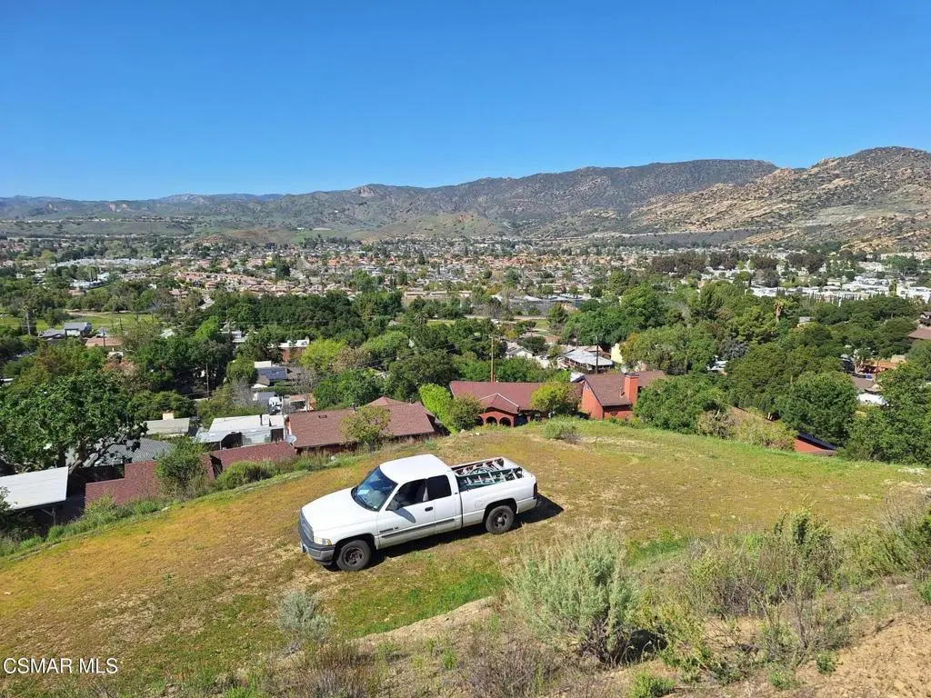 6150 Ash Street, Simi Valley, CA — listing photo 1