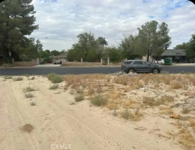 157 W Avenue O, Palmdale, CA — listing photo 1