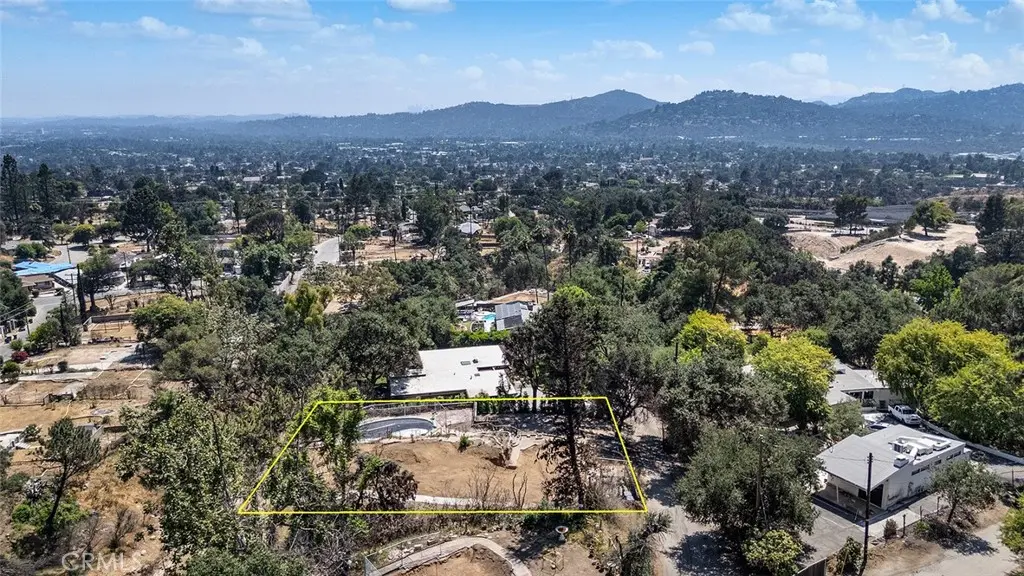 150 Jaxine Drive, Altadena, CA — listing photo 1