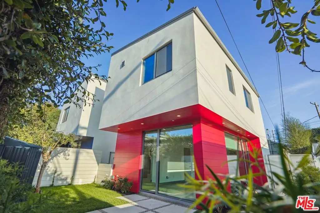 Residential Lease for rent at 12529 Wagner Street, Los Angeles, Los Angeles County, CA featuring 2 beds and 2 baths
