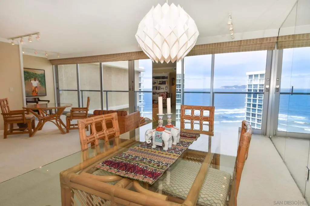 Residential Lease for rent at 1750 Avenida Del Mundo 1406, Coronado, San Diego County, CA featuring 1 bed and 1 bath