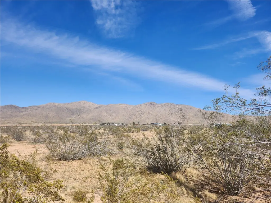0 Laguna Seca Drive, Apple Valley, CA — listing photo 1