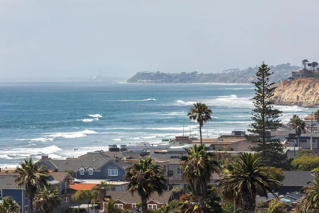 Condominium for rent at 1552 Camino Del Mar 606, Del Mar, CA featuring 1 bed and 2 baths