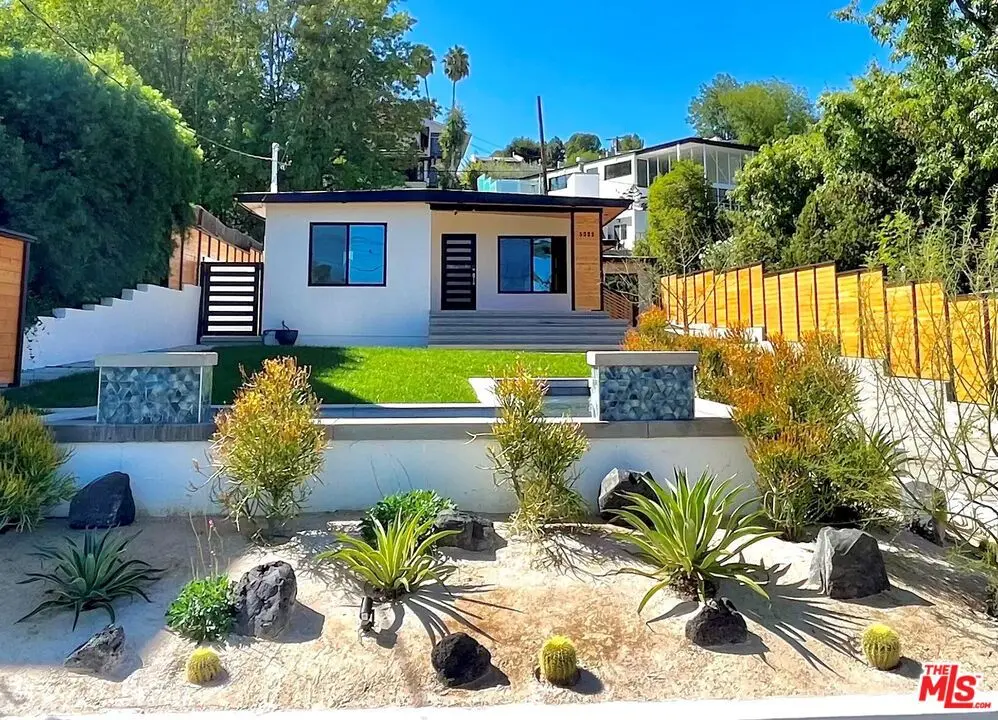 5005 Catalon Avenue, Woodland Hills, CA — listing photo 1