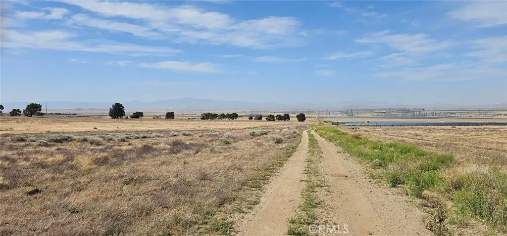 100 W Avenue K14, Lancaster, CA — listing photo 1