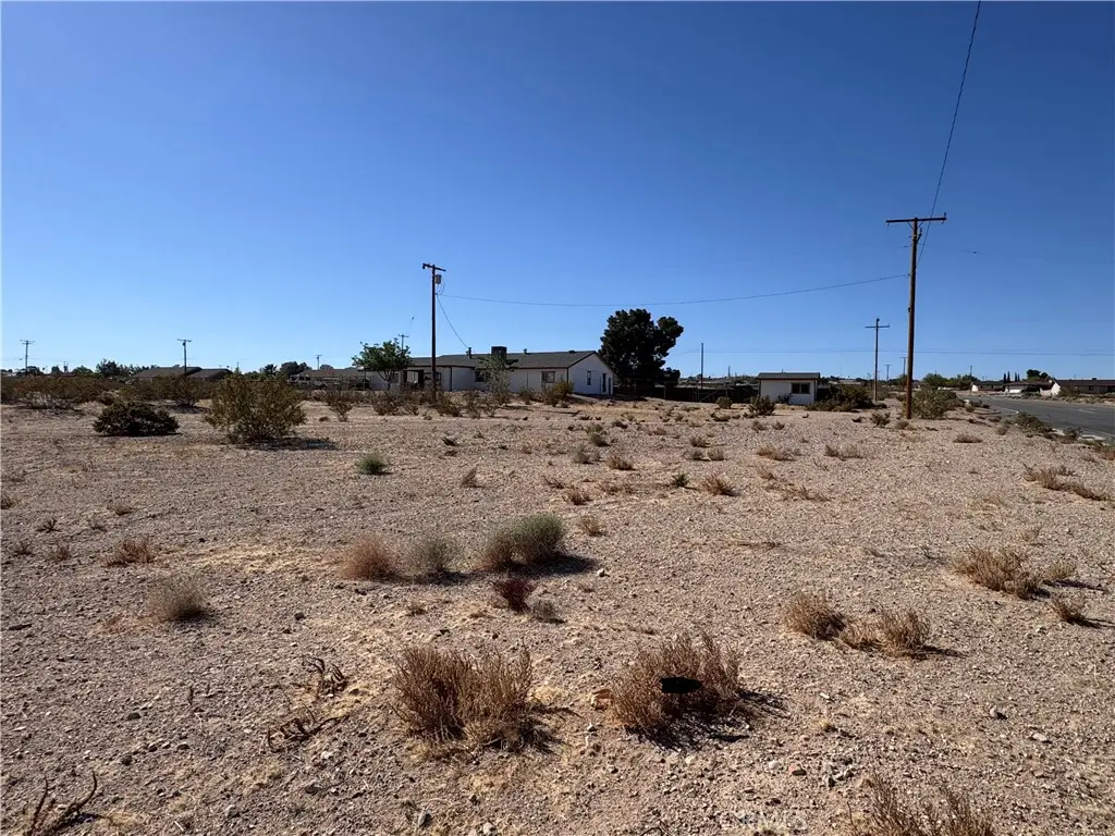 27751 Apache Avenue, Barstow, CA — listing photo 1