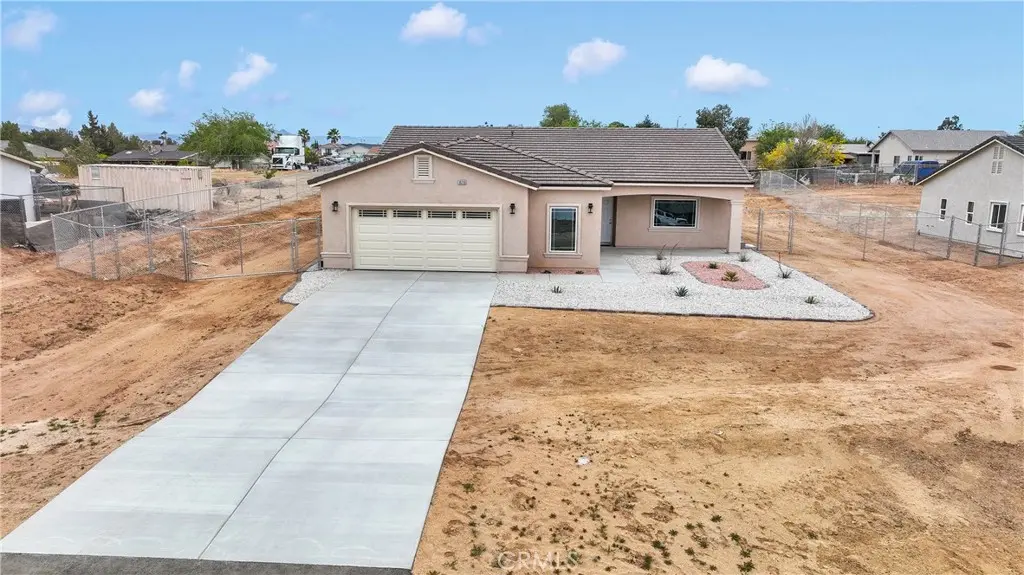 16319 Teton Street, Victorville, CA — listing photo 1