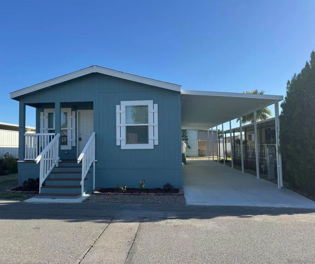 Manufactured On Land for sale at 725 W Thornton Ave 53, Hemet, CA featuring 2 beds and 2 baths