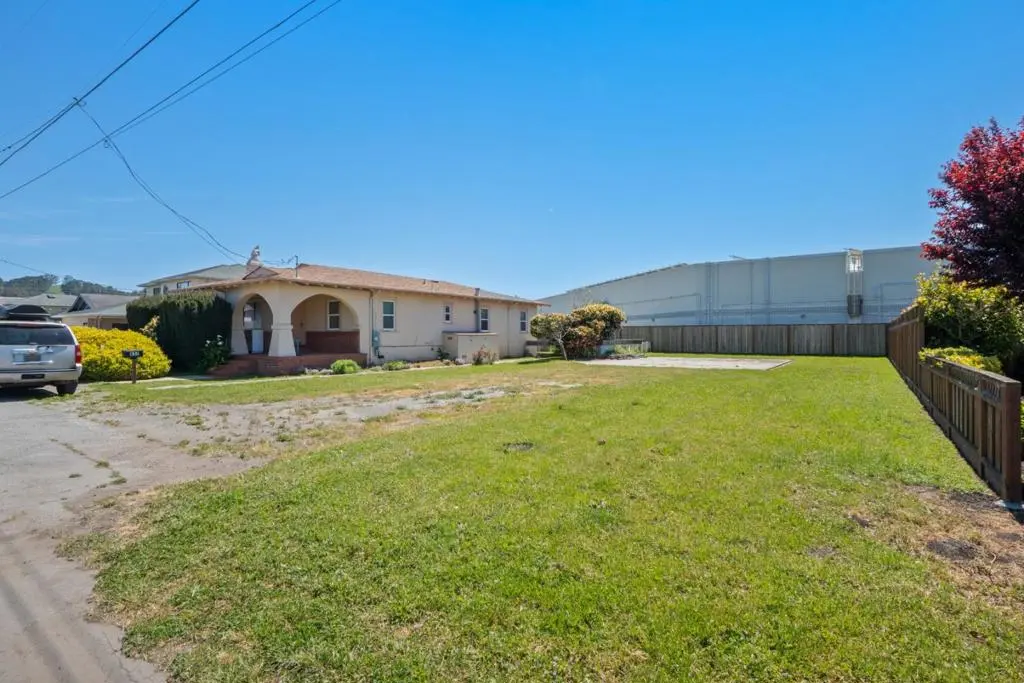 411 Belleville, Half Moon Bay, CA — listing photo 1
