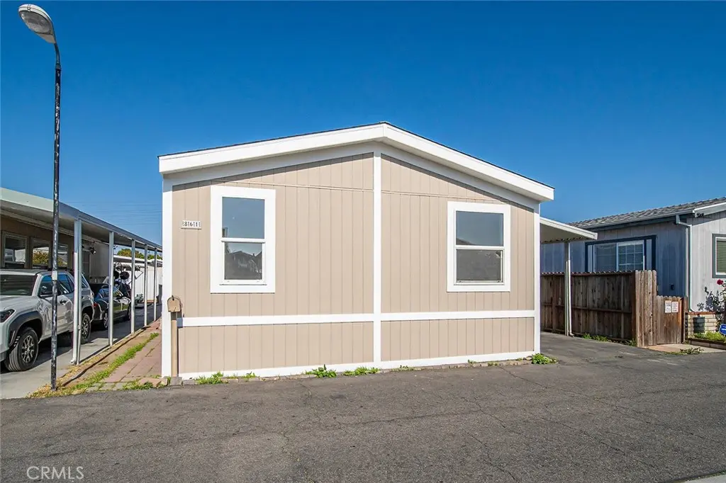 8681 Katella Avenue 861, Stanton, CA — listing photo 1