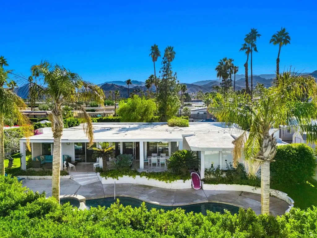 Residential Lease for rent at 72890 Homestead Road, Palm Desert, Riverside County, CA featuring 3 beds and 3 baths