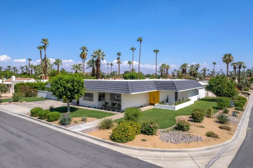 Residential Lease for rent at 45480 Via Corona, Indian Wells, Riverside County, CA featuring 3 beds and 2 baths