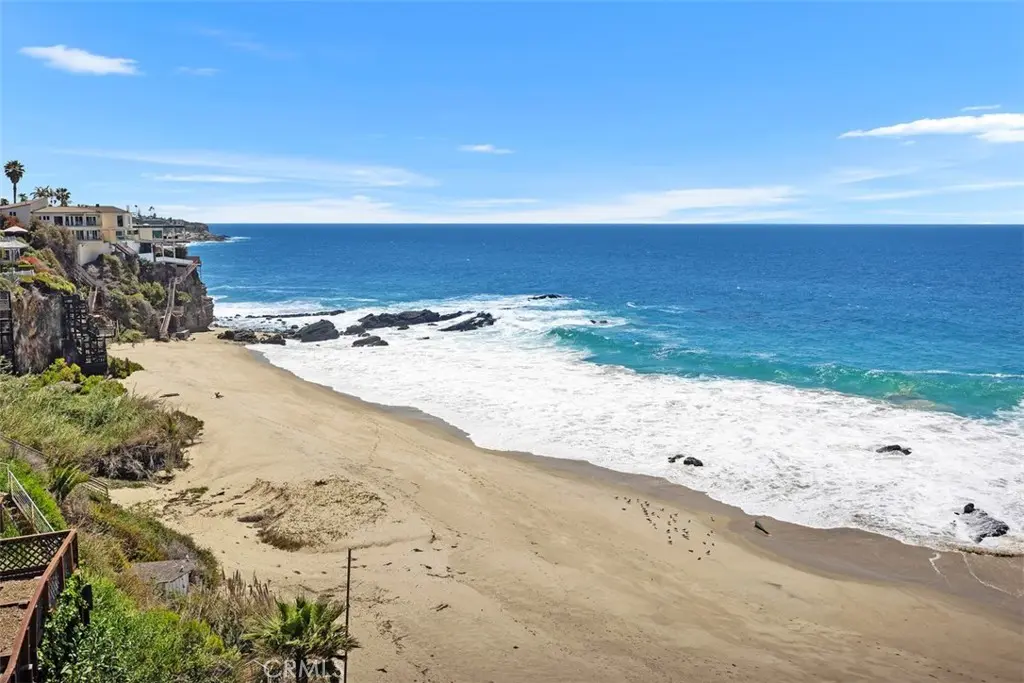 Condominium for rent at 31755 Coast 106, Laguna Beach, CA featuring 2 beds and 2 baths