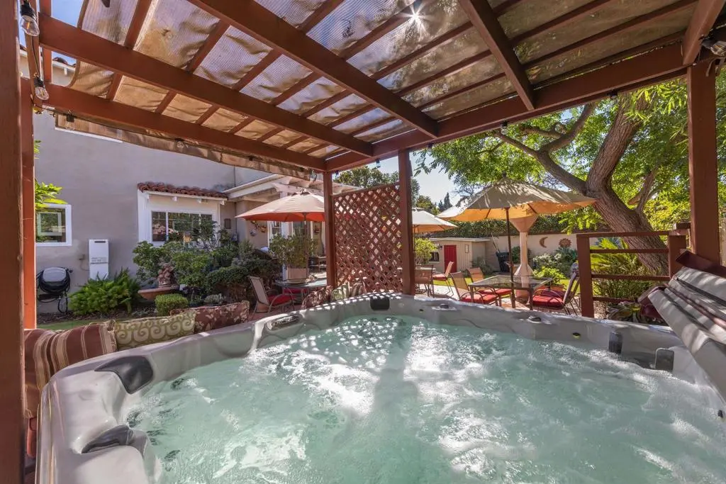 Residential Lease for rent at 625 4th Street, Coronado, San Diego County, CA featuring 3 beds and 2 baths