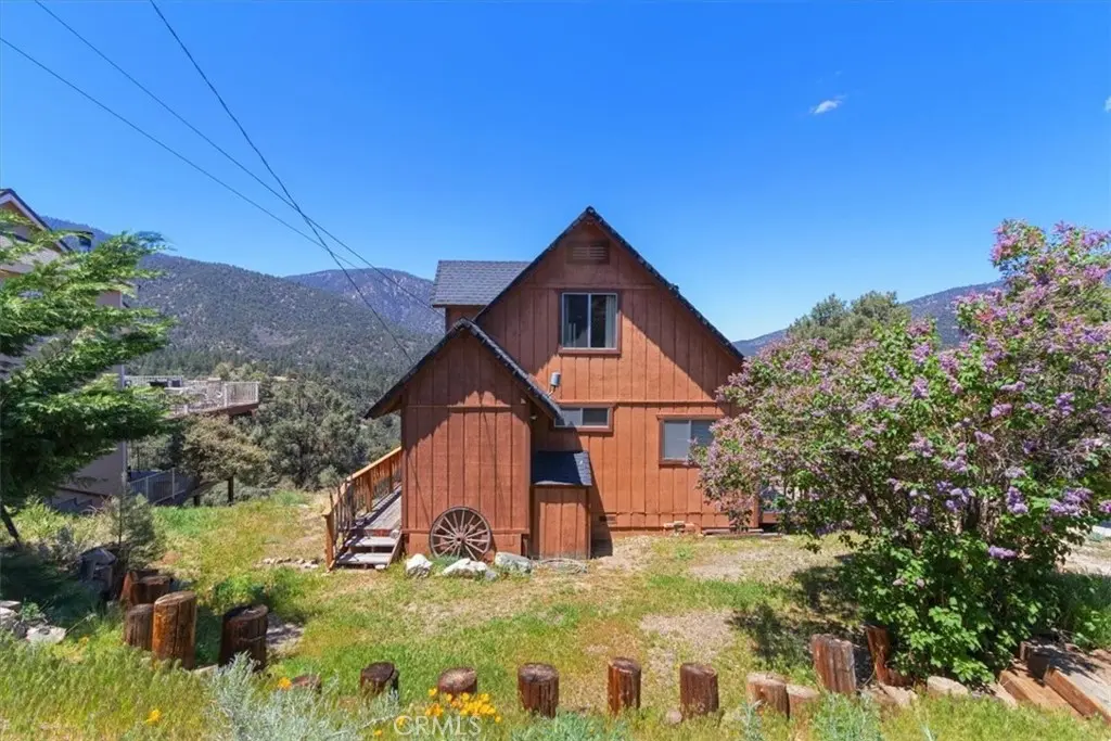 15440 Shasta Way, Pine Mountain Club, CA — listing photo 1