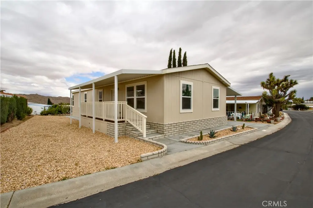 7501 Palm Ave 131, Yucca Valley, CA — listing photo 1