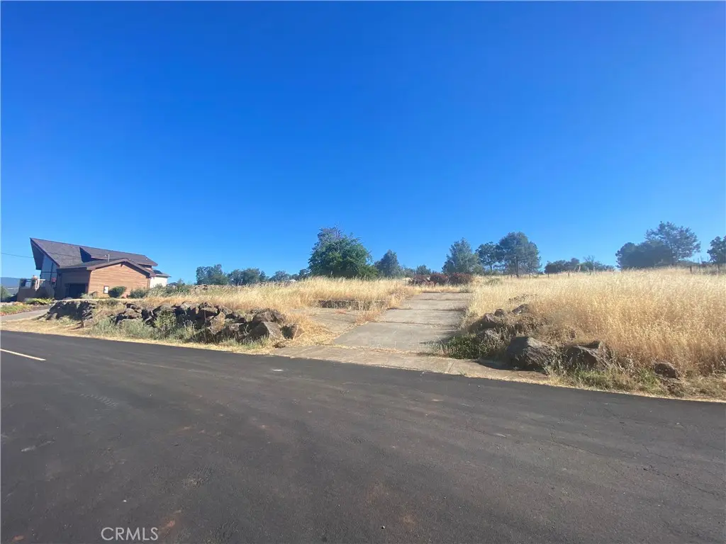 18350 Grizzly Court, Hidden Valley Lake, CA — listing photo 1