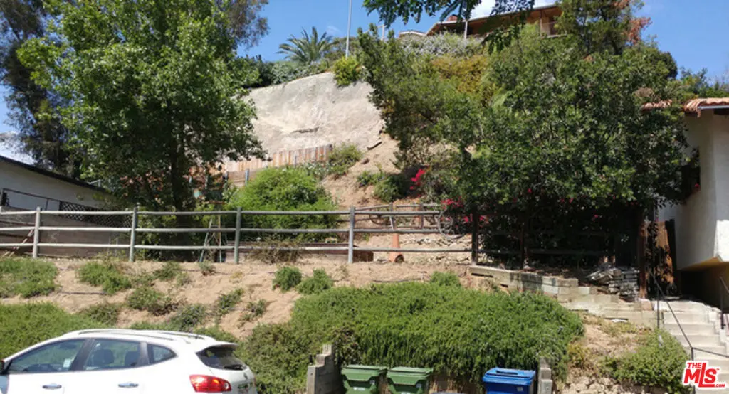 3334 N Knoll Drive, Los Angeles, CA — listing photo 1