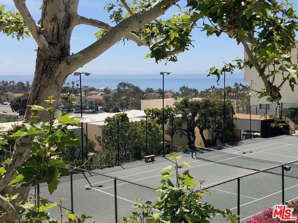 Residential Lease for rent at 23901 CIVIC CENTER Way D238, Malibu, Los Angeles County, CA featuring 2 beds and 2 baths