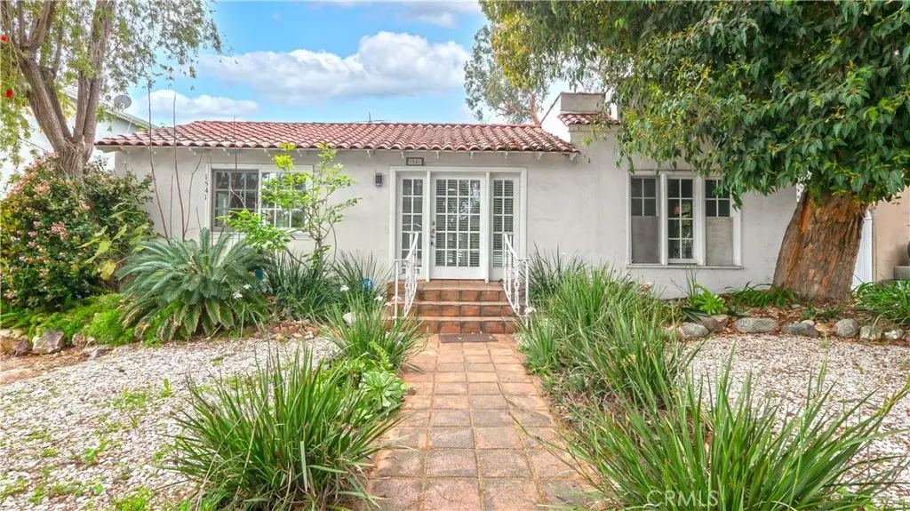 1541 N Stanley Avenue, Los Angeles, CA — listing photo 1