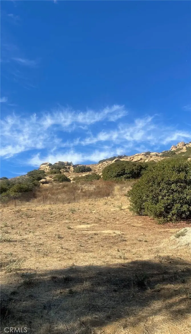 0 NOTREDAME, Chatsworth, CA — listing photo 1