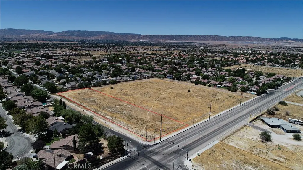 0 E S/W Corner W Ave J & 32nd St W, Lancaster, CA — listing photo 1