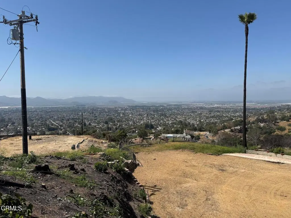 894 W Highland Drive, Camarillo, CA — listing photo 1